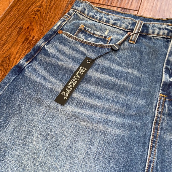 NWT- Blank NYC Jean skirt - Picture 3 of 6